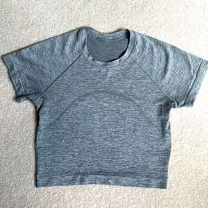 Lululemon Swiftly Tech Crop Short-Sleeve Shirt 2.0